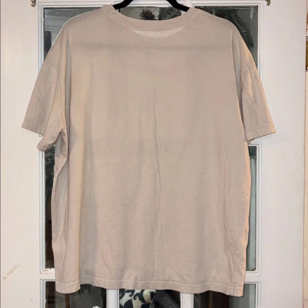 Nike Sportswear Essential Tee | Men’s XL | Beige Embroidered Logo T-Shirt